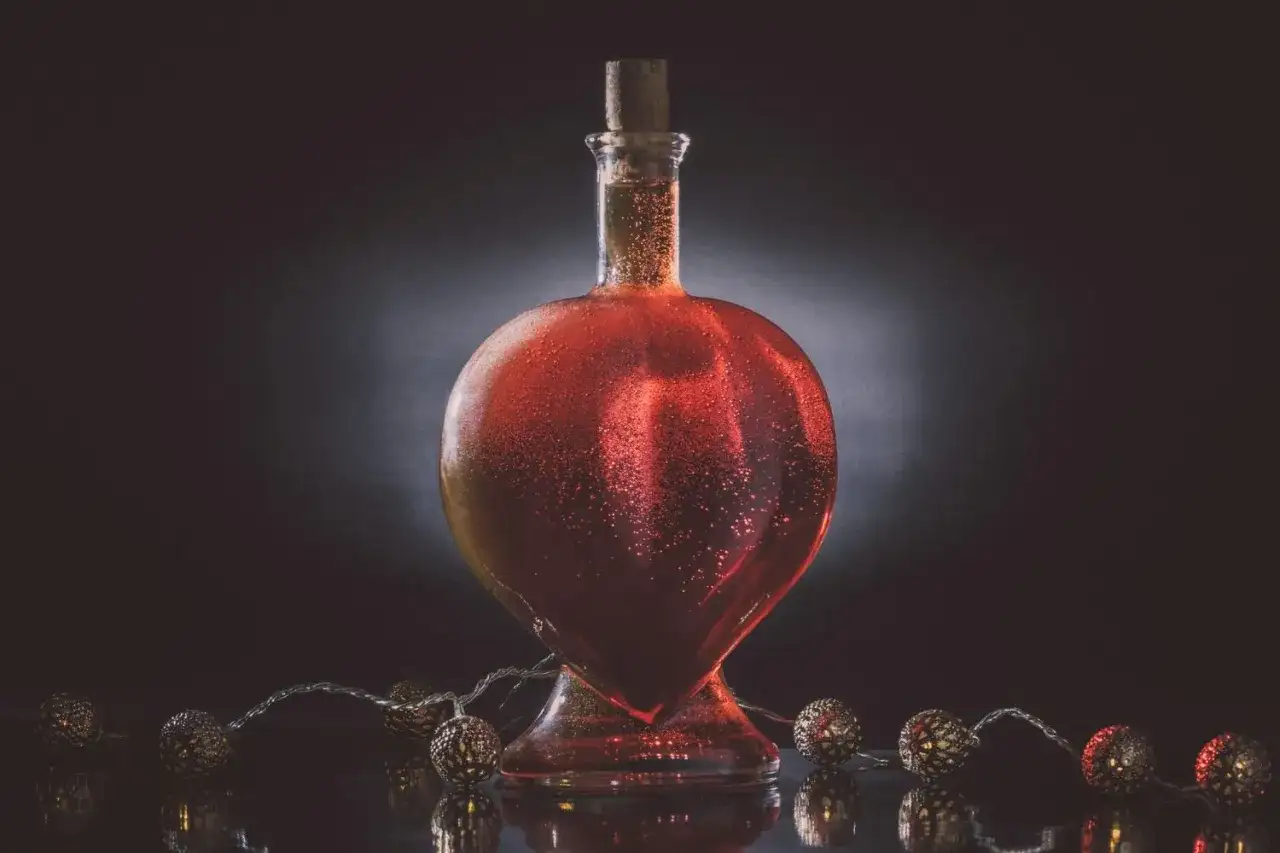 Eliksir w perfumach: Co to znaczy? Moc, trwałość i luksus