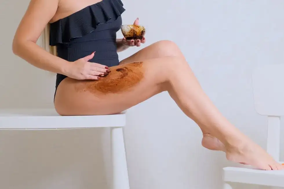 Jak często peeling z kawy na cellulit? Odkryj sekret gładkiej skóry