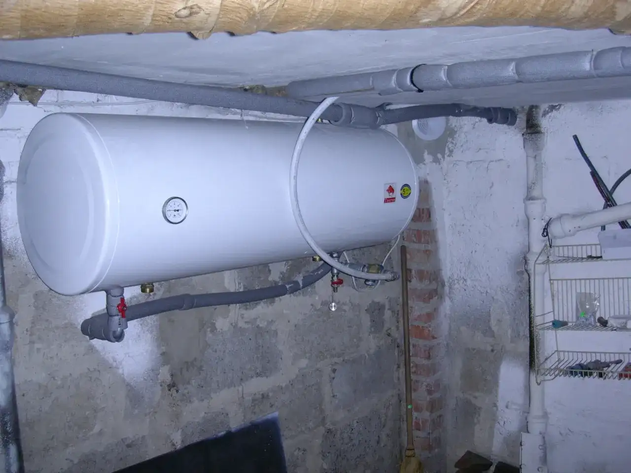 Jak zamontować czujnik temperatury w bojlerze - uniknij typowych błędów