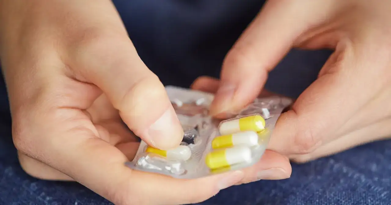 Wsparcie pamięci i koncentracji: Leki, suplementy, porady eksperta