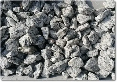 Jakie są koszty kamienia ogrodowego na m2? Zaskakujące różnice cenowe