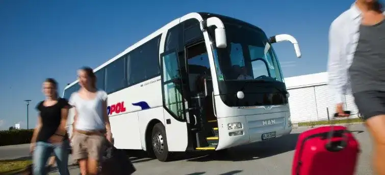 Szwagropol w Krakowie: Gdzie się zatrzymuje? Aktualne info!