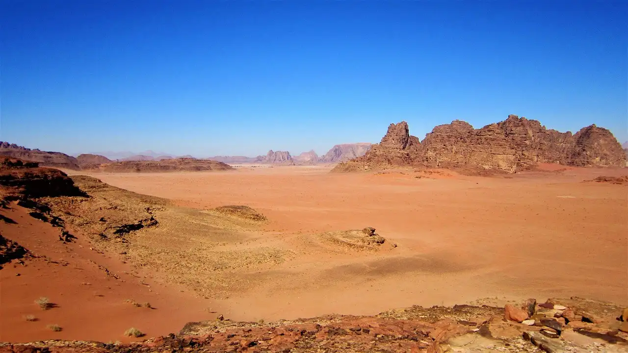 Pustynia Wadi Rum w Jordanii