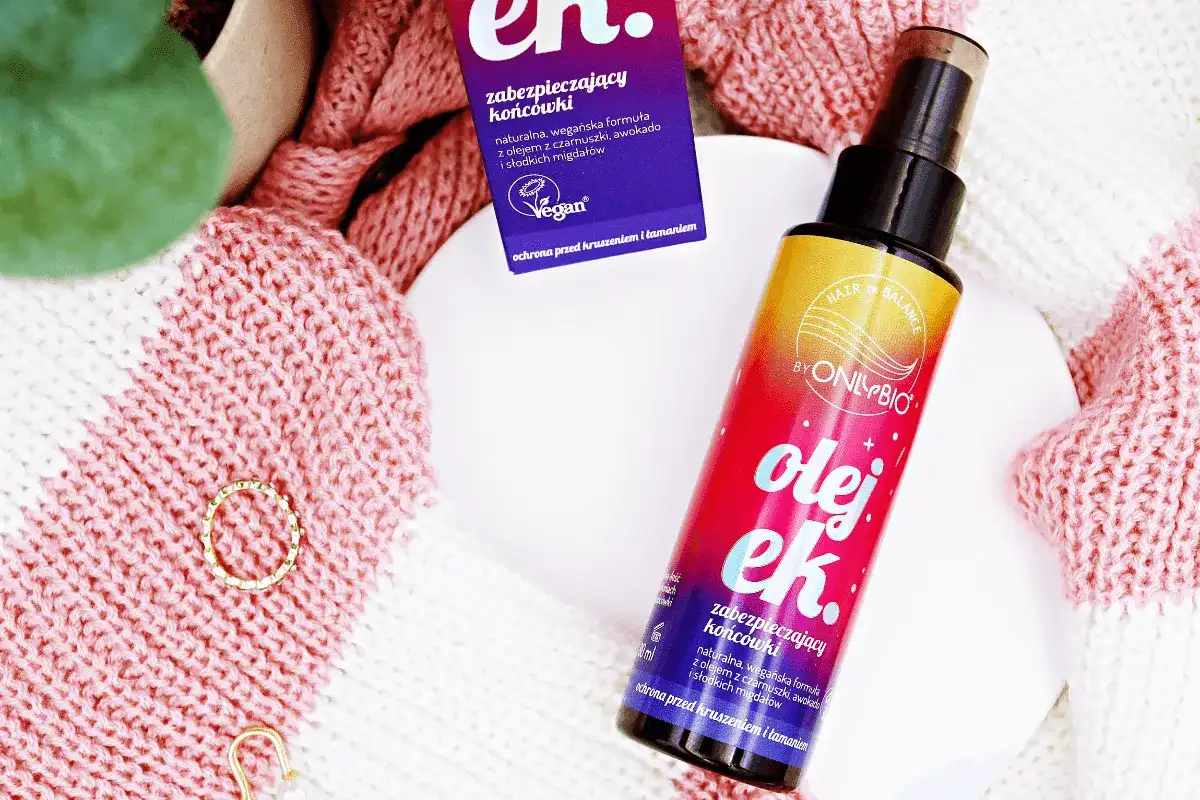 Olej ek. zabezpieczający końcówki – jak stosować? Naturalna, wegańska formuła z olejem z czarnuszki, awokado i słodkich migdałów.