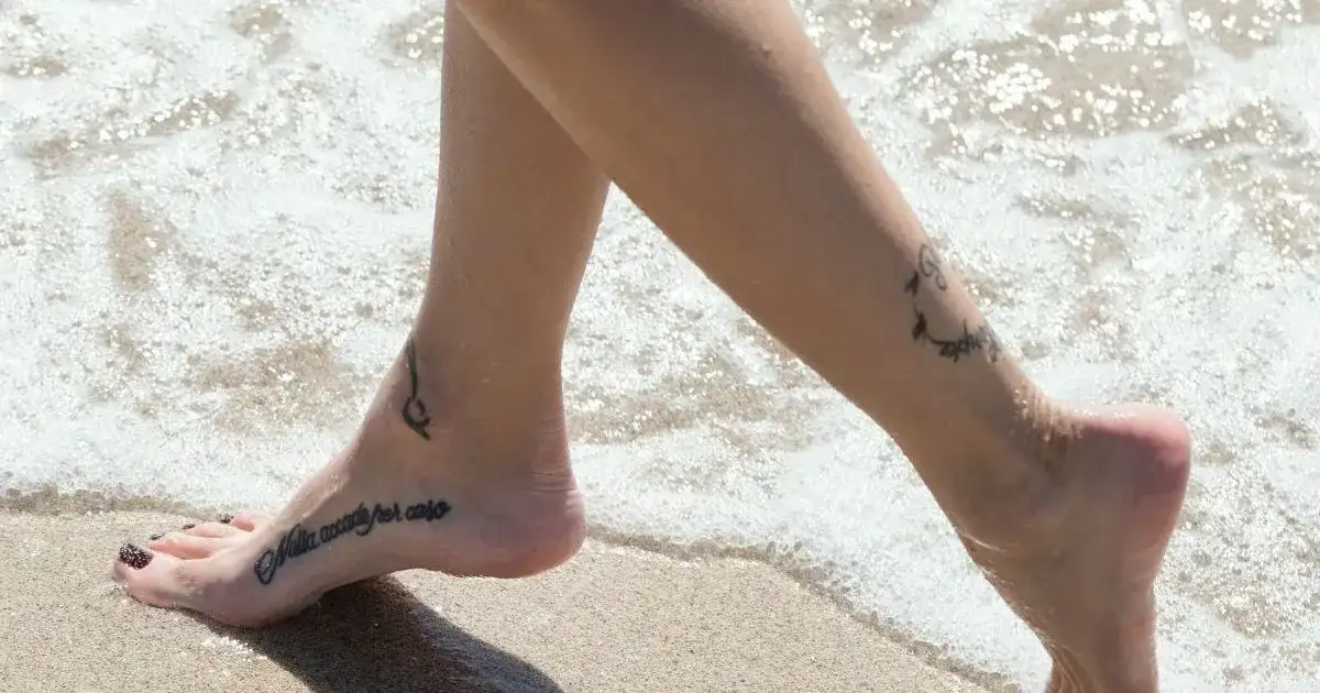 Ile naprawdę kosztuje tatuaż z cytatem i jak uniknąć ukrytych opłat