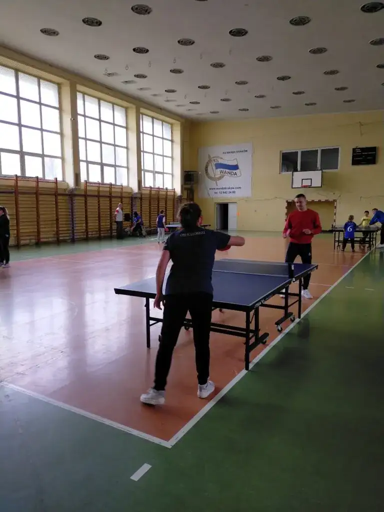 Gdzie zagrać w tenis stołowy w Krakowie? Sprawdź najlepsze miejsca