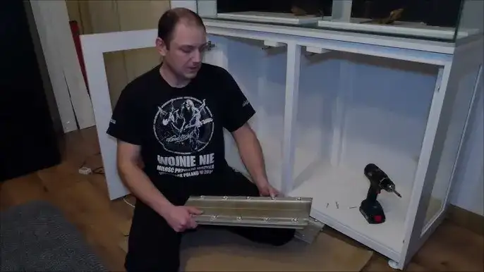 Jak zrobić szafkę pod akwarium 112l, aby uniknąć problemów z stabilnością