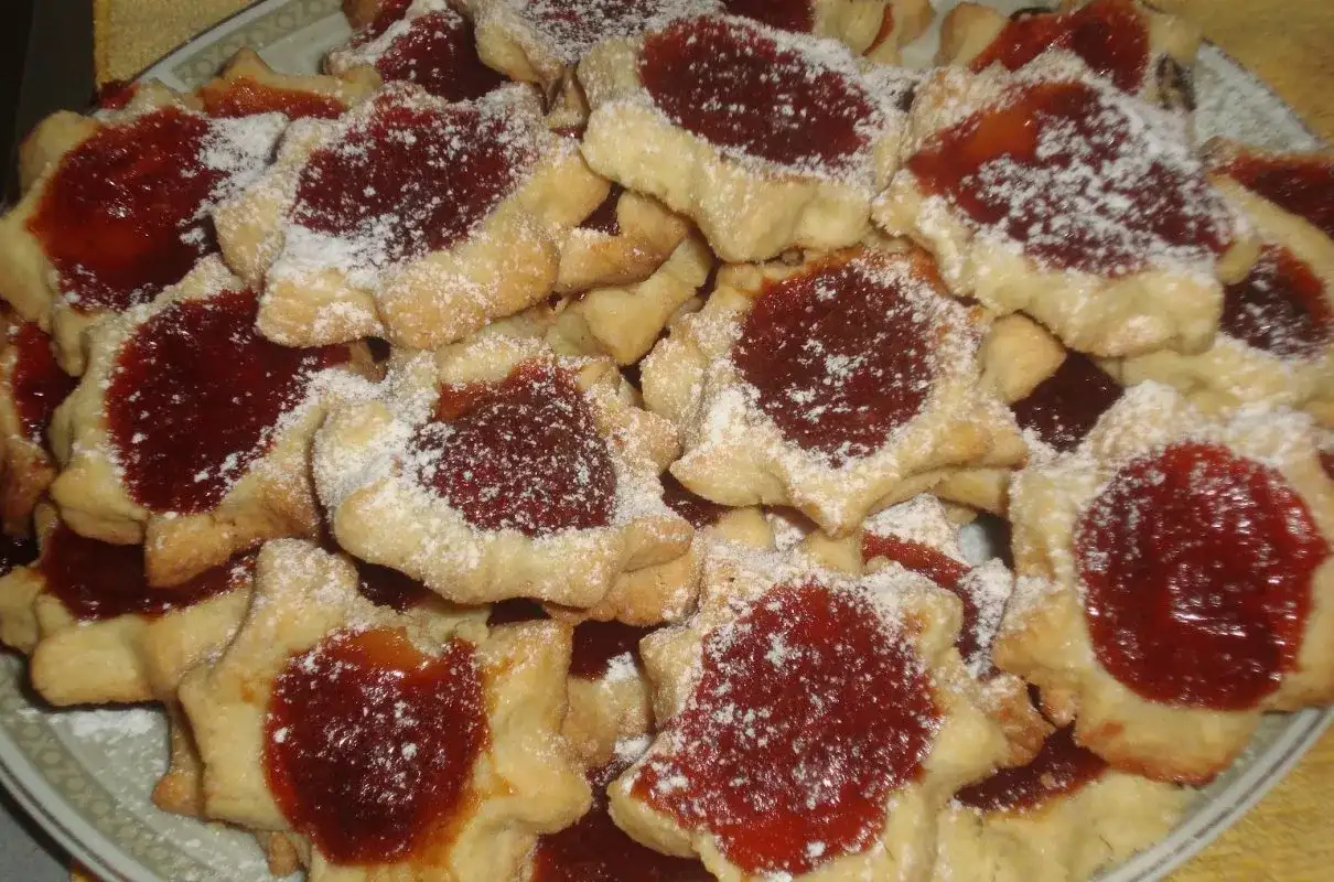 Jak zrobić pyszne ciastka domowe – prosty przepis i porady dla początkujących