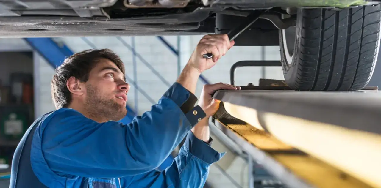 Maglownica czy drążek kierowniczy - co wybrać, by uniknąć problemów?