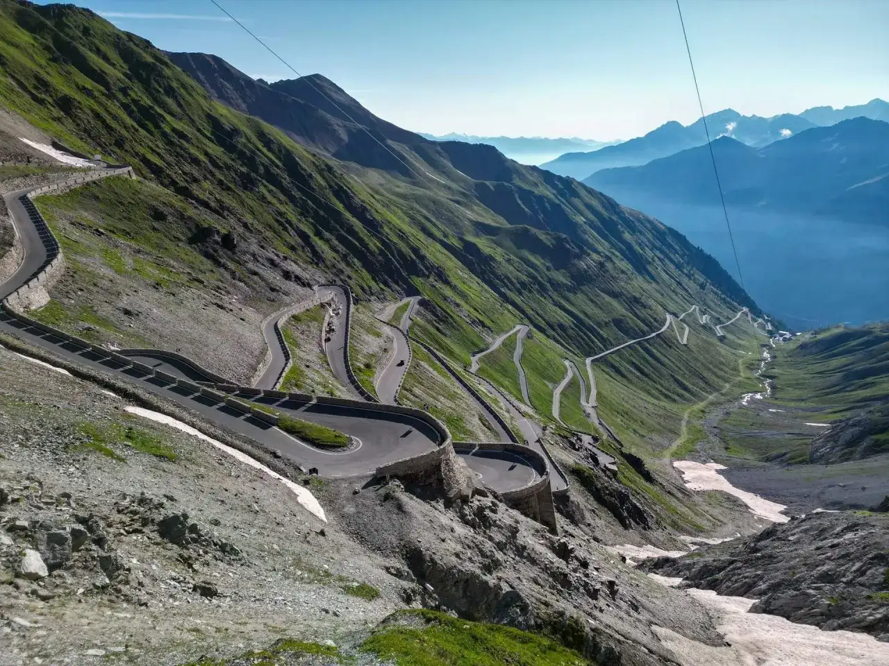 Odkryj piękno przełęczy Stelvio Passo: Planuj swoją wyprawę już teraz