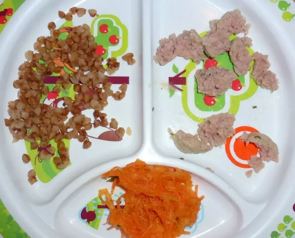 Ile posiłków dla 9 miesięcznego dziecka? Oto, co musisz wiedzieć