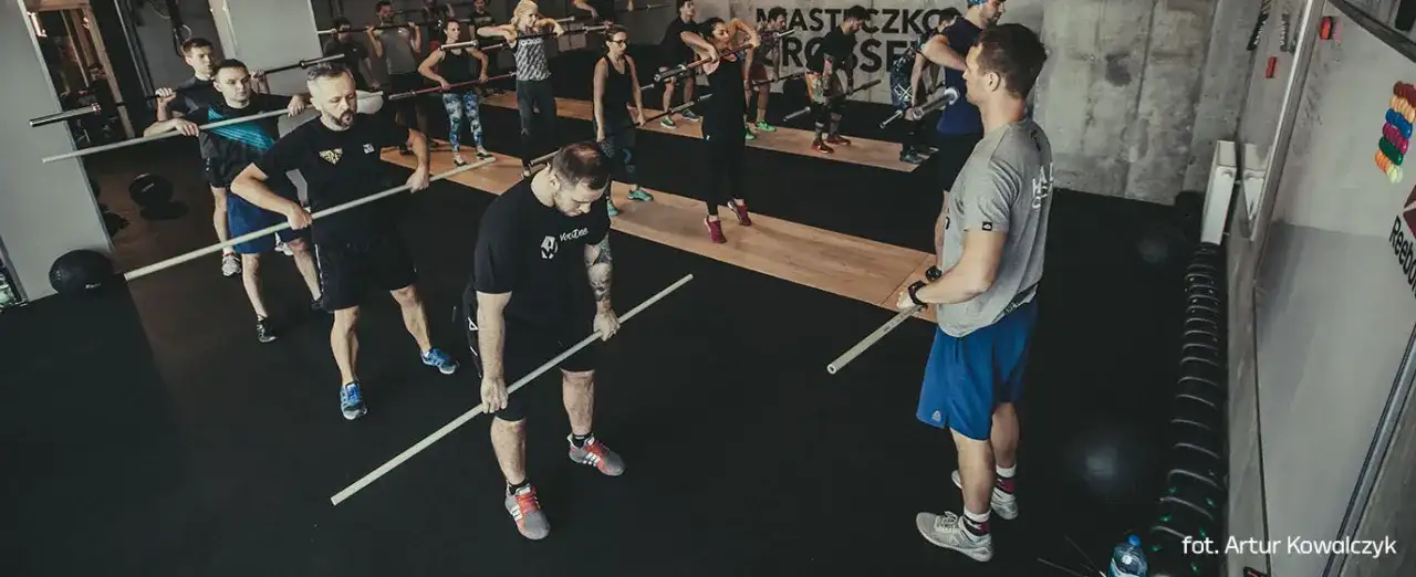 Jak zostać trenerem CrossFit? Przewodnik po certyfikacji i zarobkach