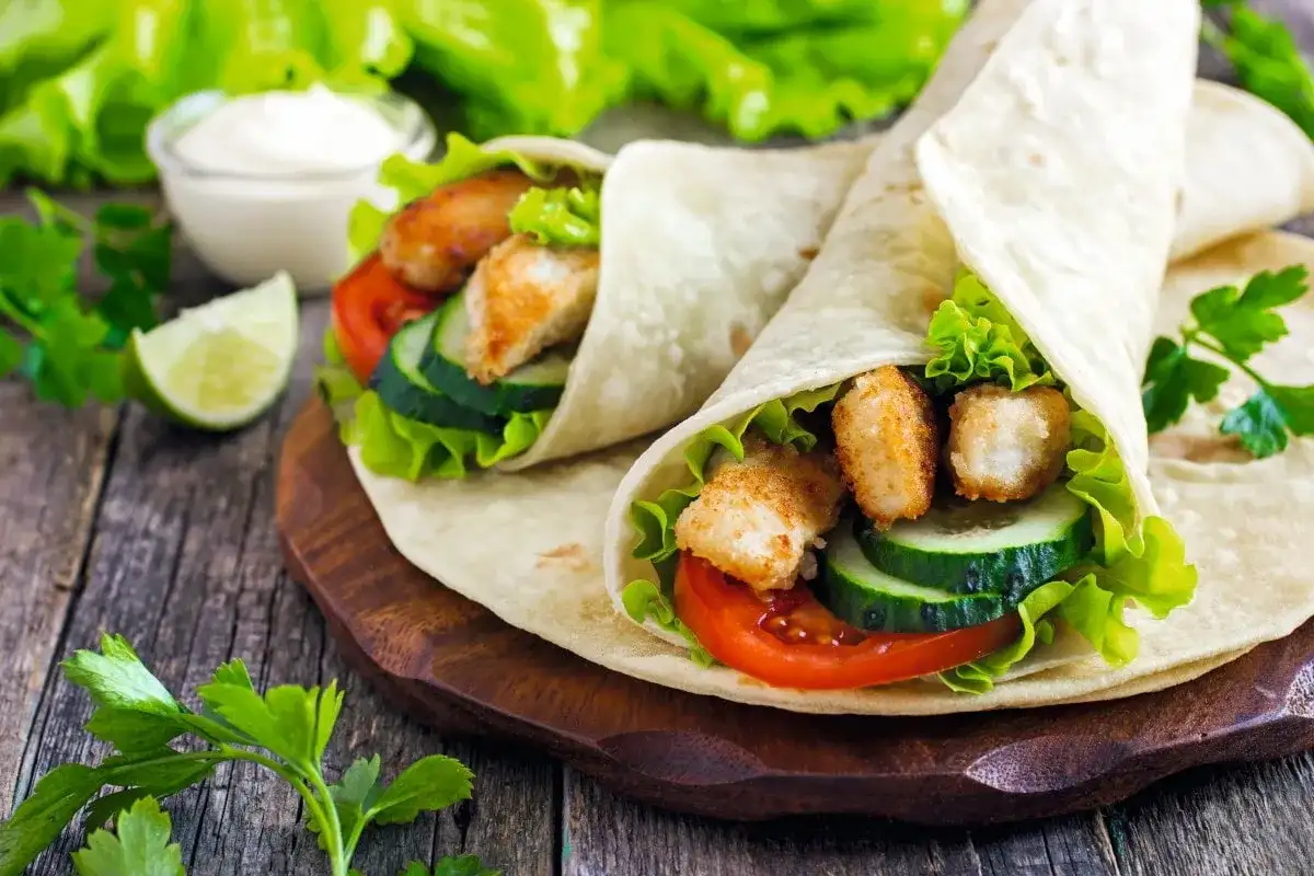 Domowa tortilla z kurczakiem: Przepis na pyszne i łatwe danie