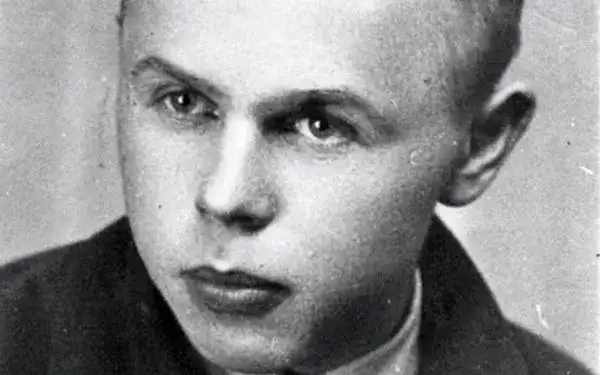 "Czerwona zaraza": wiersz zakazany w PRL. Pełny tekst i analiza