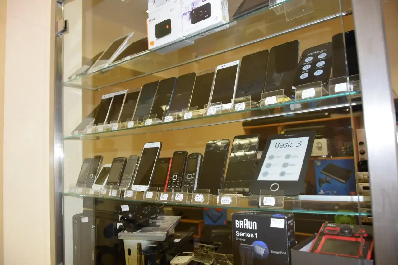 Ile dostaniesz za telefon w lombardzie? Sprawdź realną wycenę