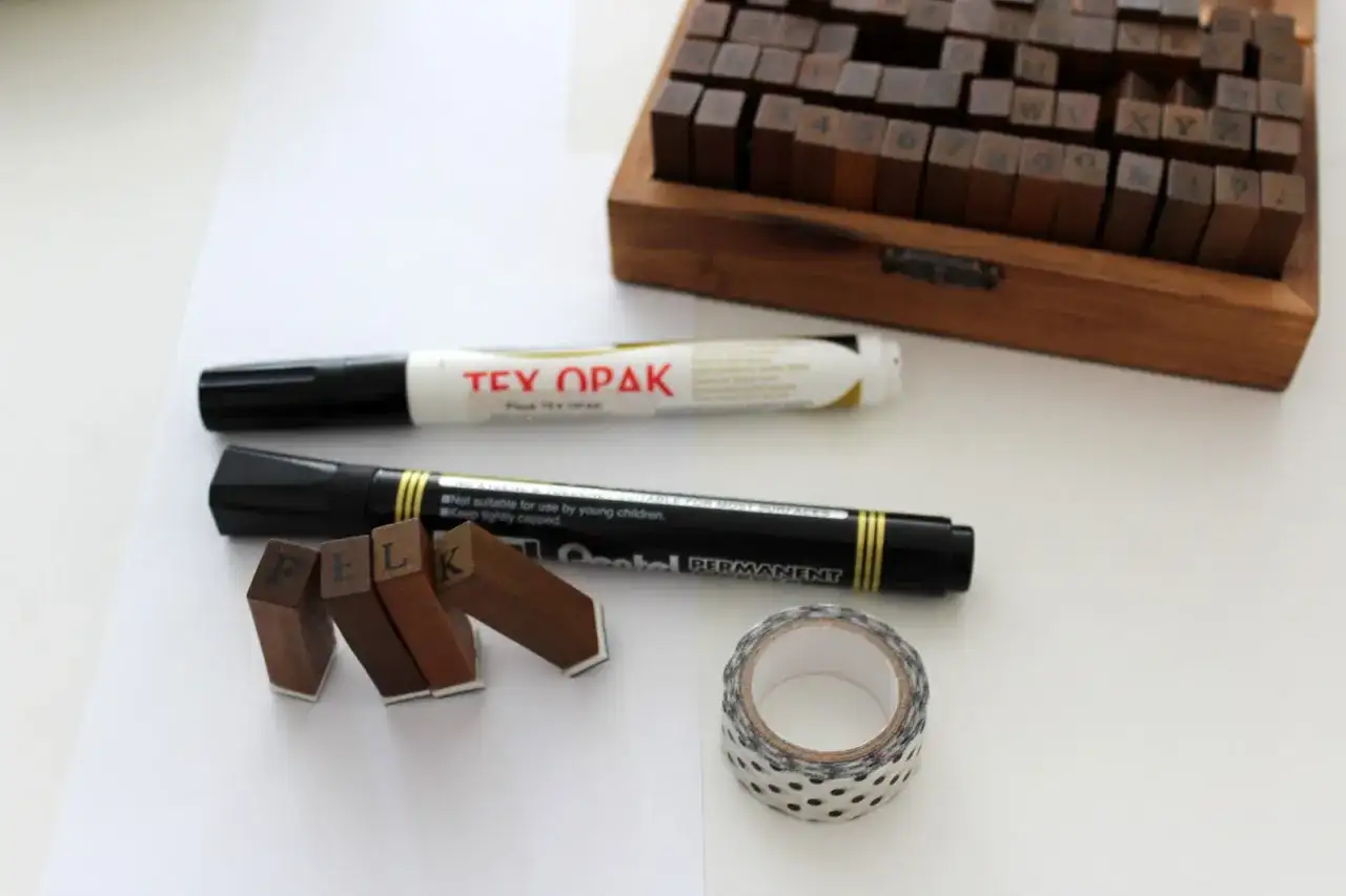 Jak oznaczyć ubrania do przedszkola, by uniknąć zagubienia i pomyłek