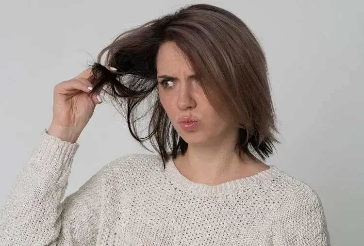 Jak wyplukac kolor po farbowaniu? 5 skutecznych domowych metod na ratunek.