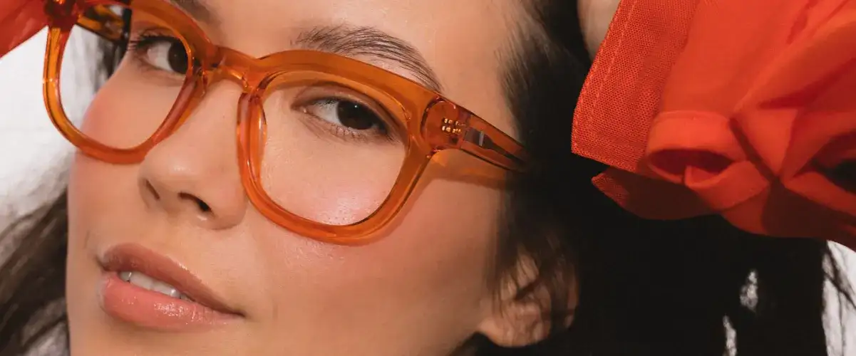 Okulary z filtrem światła niebieskiego na co dzień – ochrona i styl