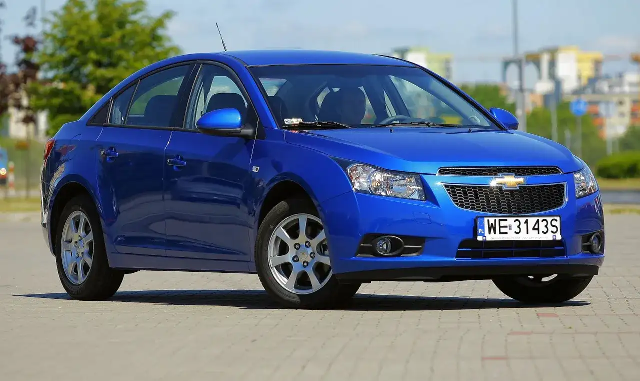 Chevrolet Cruze jaki silnik wybrać? Poznaj najlepsze opcje silnikowe