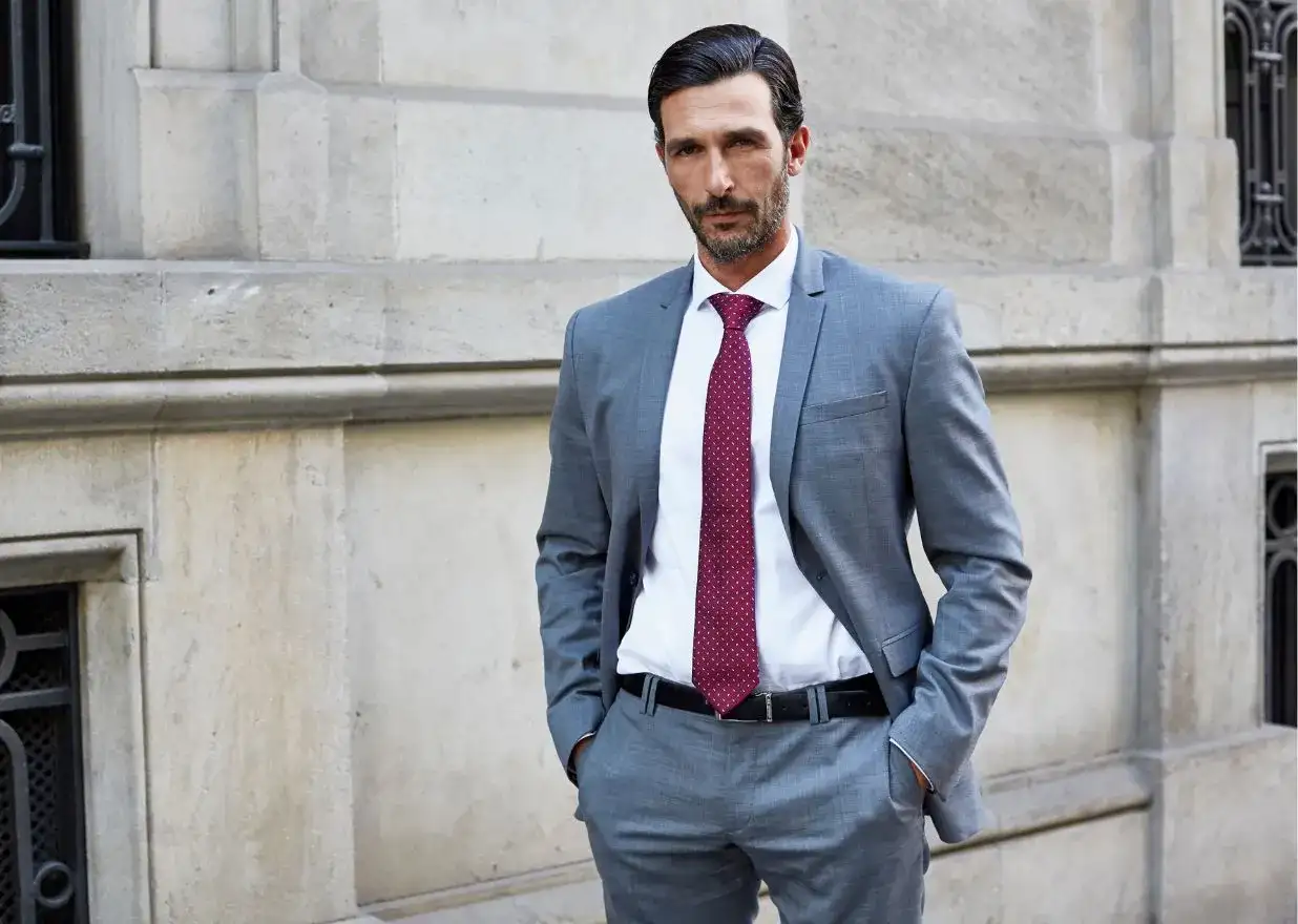 Jak się ubrać na komunię jako gość? Poradnik elegancji i taktu.