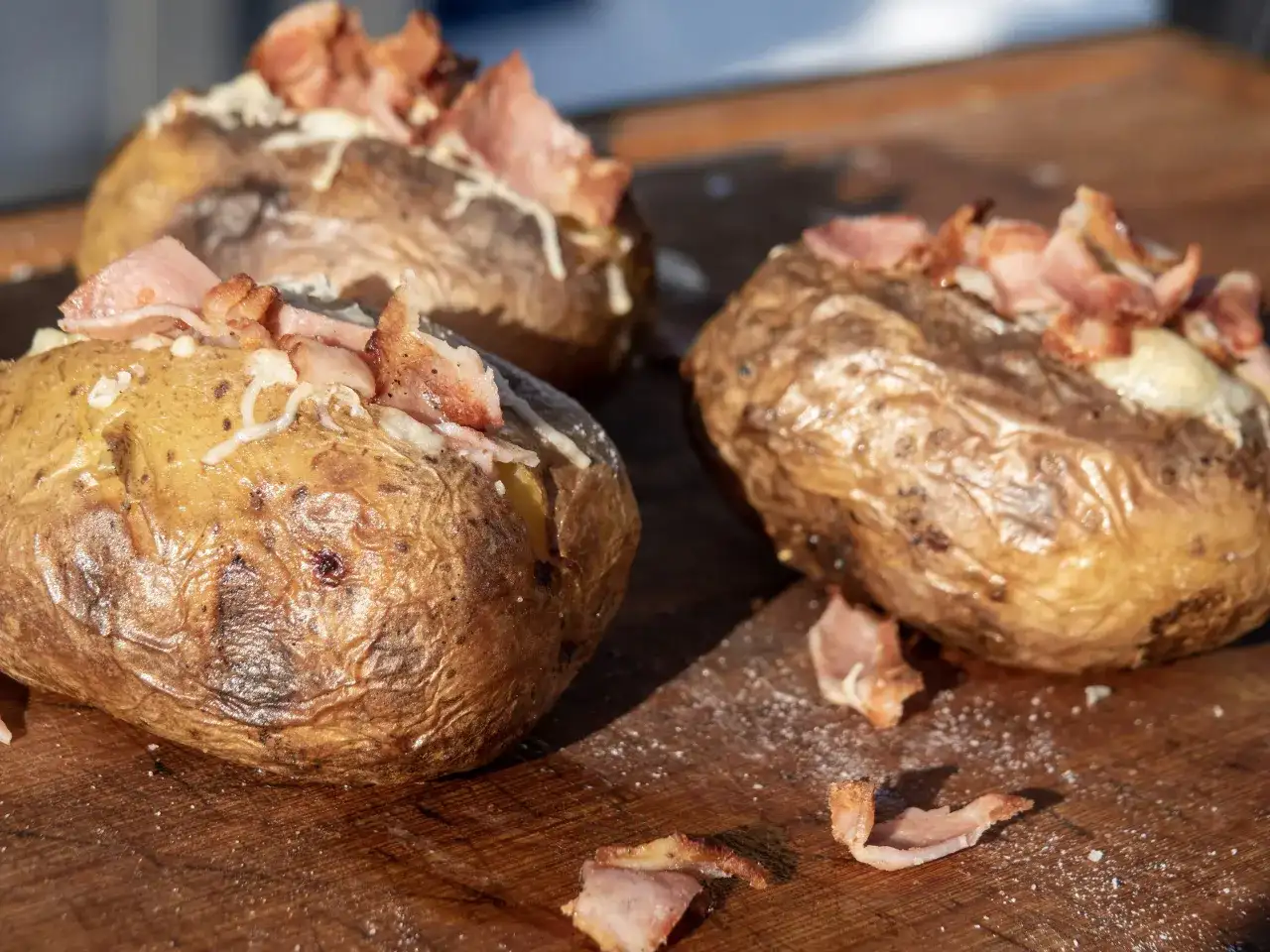 Ziemniaczki z grilla elektrycznego: najlepsze przepisy i triki na sukces