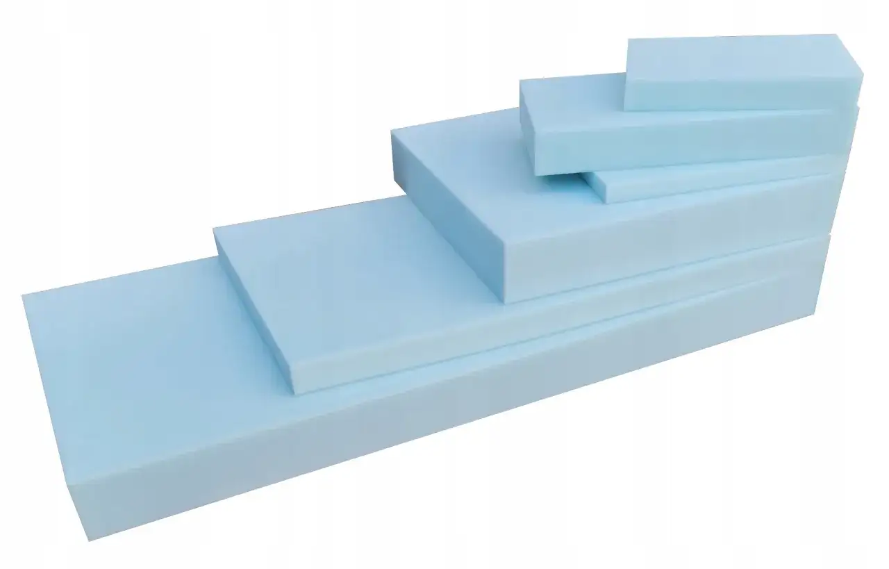 Najlepsza pianka na poduszki ogrodowe - uniknij błędów przy wyborze