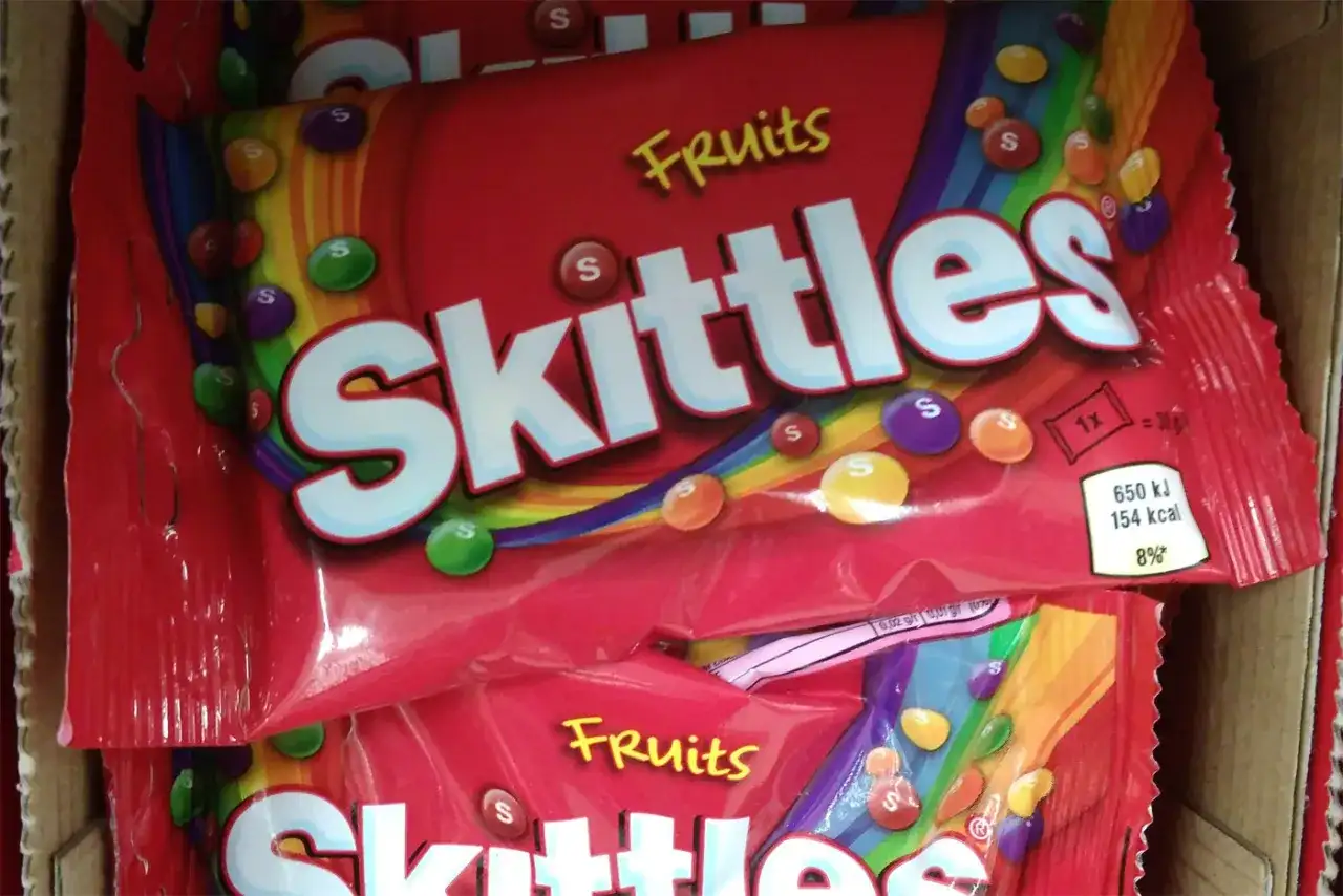 Czy Skittles są wegańskie? Odkryj składniki i kontrowersje