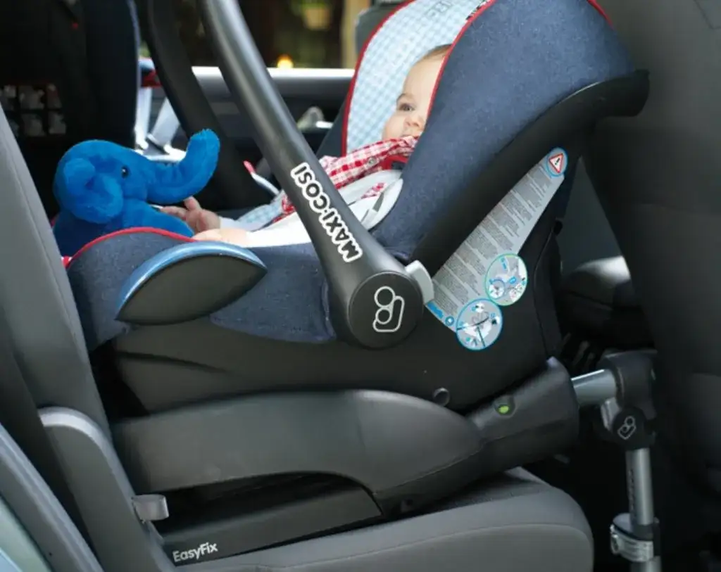 Czy fotelik z isofix można zamontować pasami? Sprawdź, zanim zainstalujesz