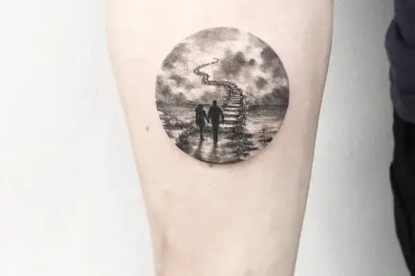 Tatuaż schody znaczenie: odkryj głęboką symbolikę osobistego rozwoju