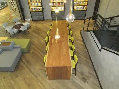 Nocleg tranzytowy: Twój komfortowy przystanek w długiej podróży