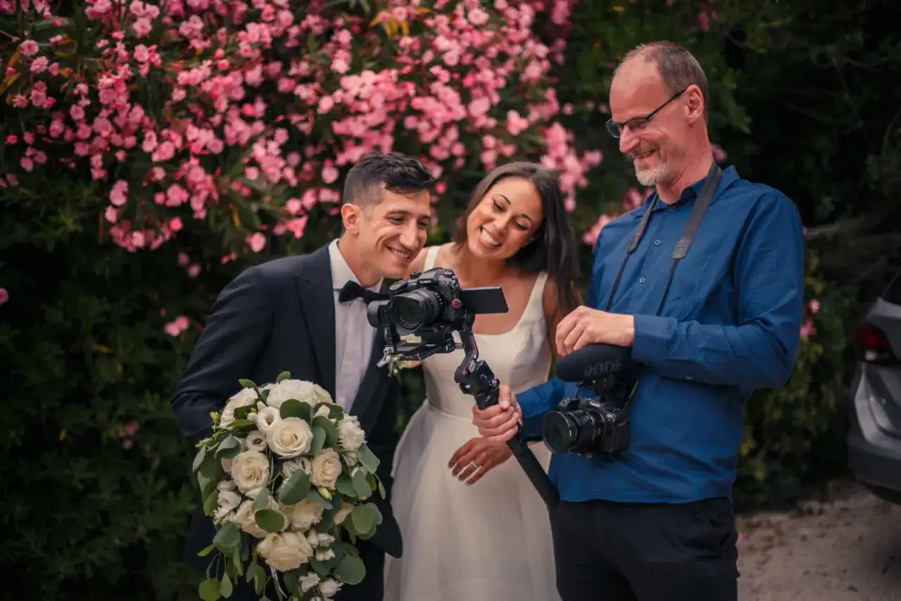 Fotograf czy kamerzysta na wesele? Kluczowy wybór wspomnień