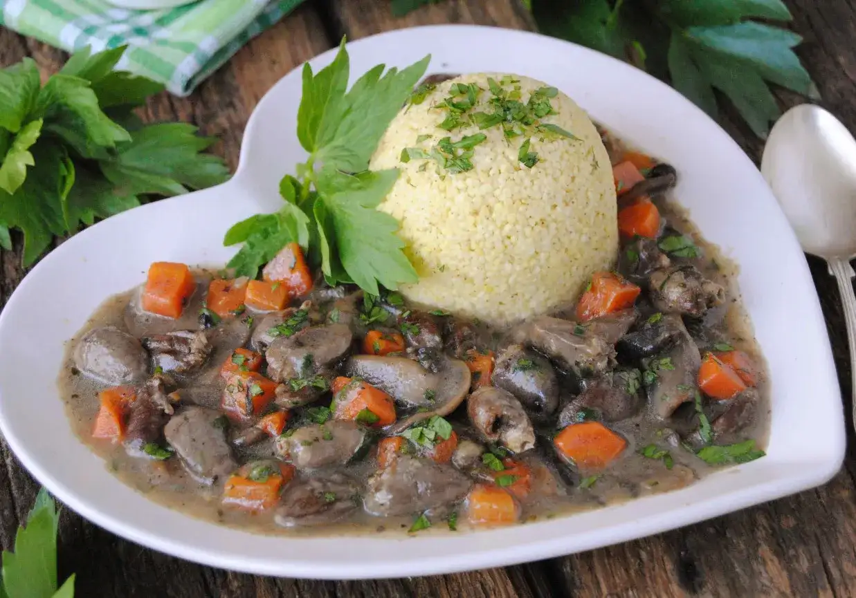 Gulasz z serc drobiowych: odkryj smak, który zaskoczy każdego