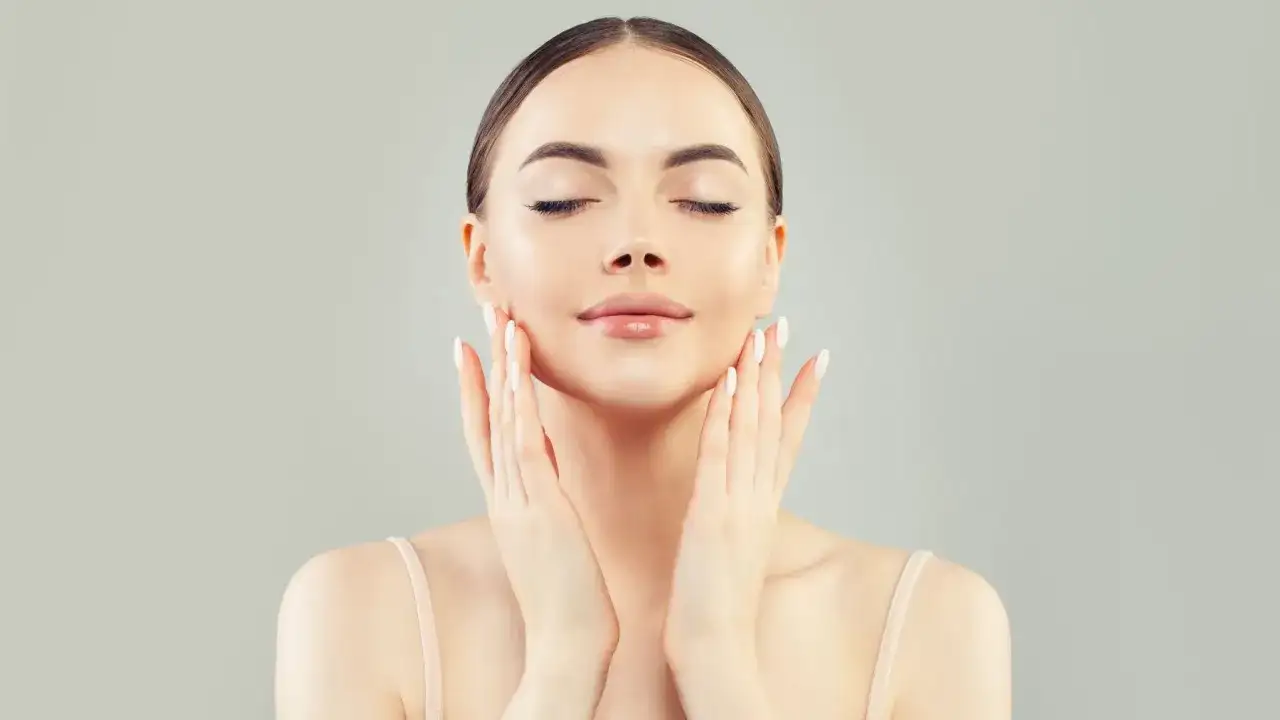 Zabiegi rewitalizujące: skuteczne metody na młodszy wygląd skóry