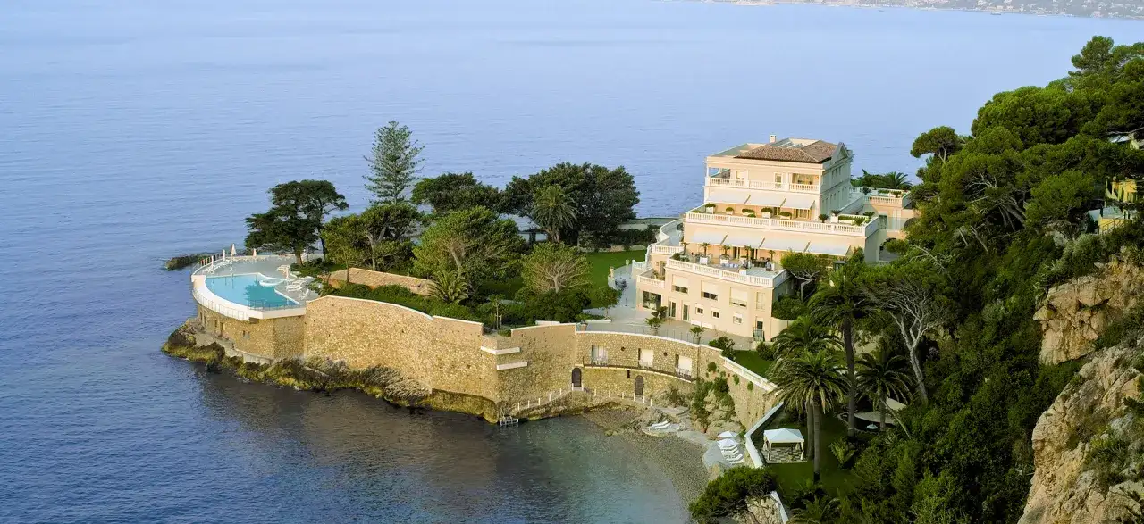 Cap Estel : L'hôtel de luxe ultime sur la Côte d'Azur