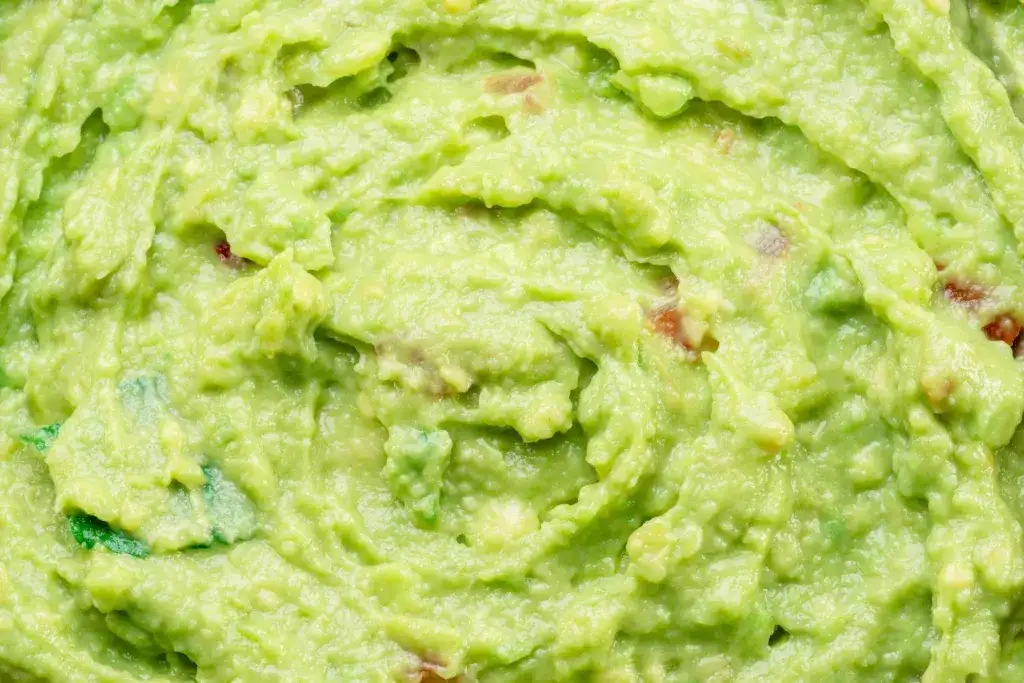 Jak zapobiec ciemnieniu guacamole - sprawdzone metody na świeżość