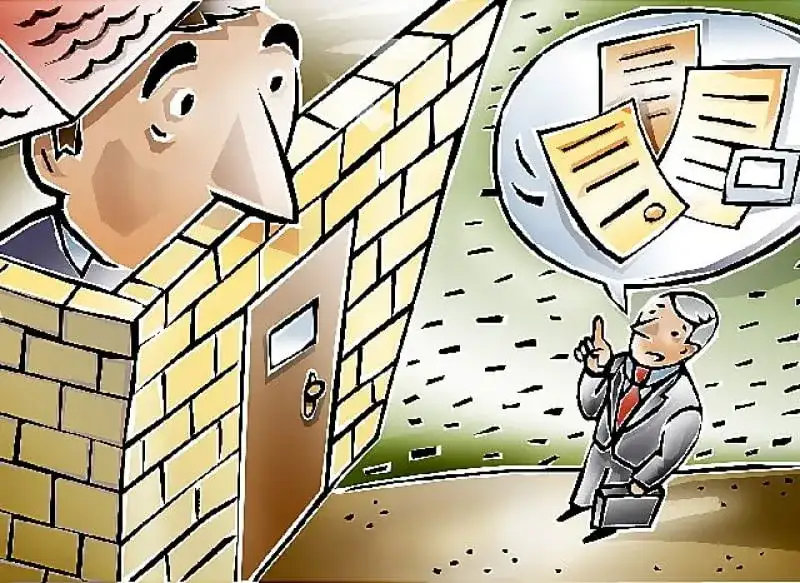 Obmurowanie domu drewnianego: Pozwolenie na budowę jak uniknąć kar?