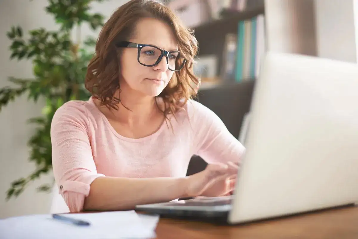 Co jeśli ktoś weźmie kredyt na ciebie? Jak uniknąć poważnych problemów