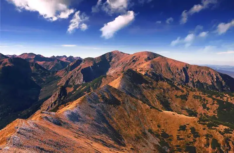 Czerwone Wierchy: czy to trudny szlak dla początkujących turystów?