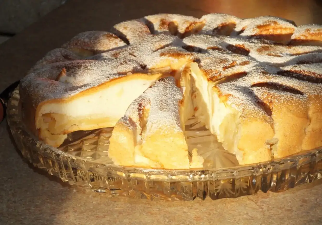 Przepis na ciasto z samych białek - lekki deser bez żółtek