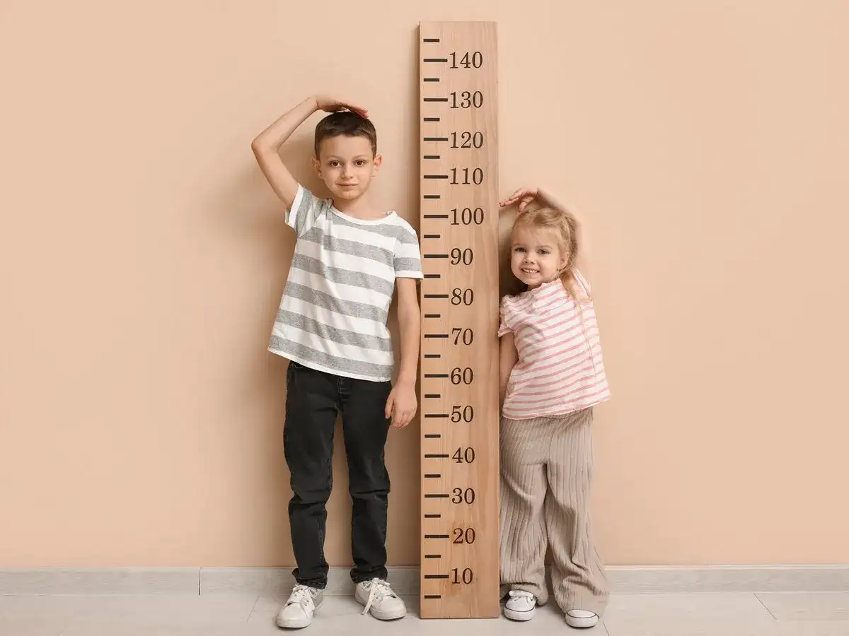 Rozmiar 134/140: Jaki wiek? Mierzymy wzrost, nie lata!