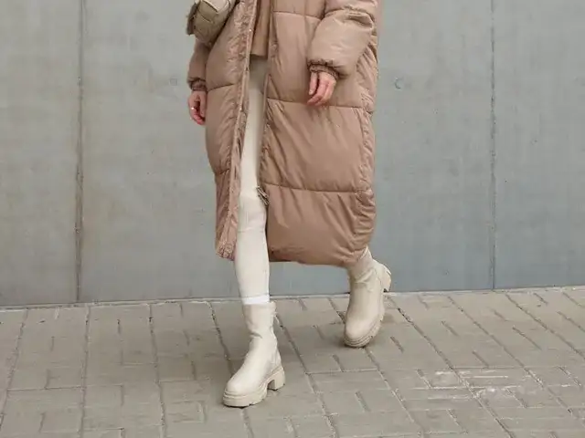 Jakie buty do długiej kurtki zimowej, by wyglądać modnie i ciepło?