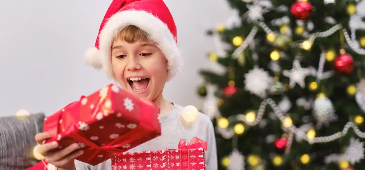 Najlepsze pomysły na prezenty dla 9-latki pod choinkę, które zaskoczą