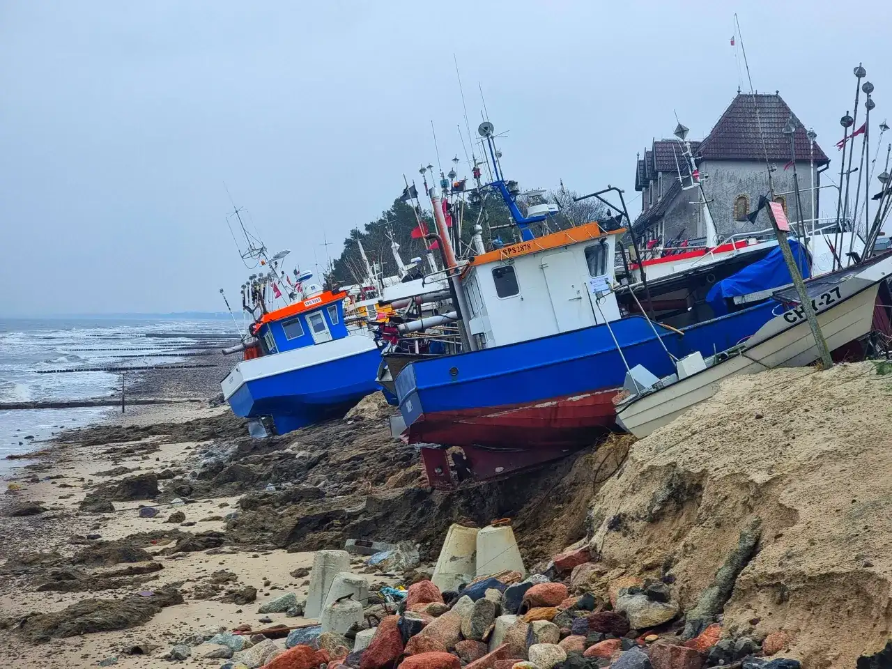 Jak wygląda morze? Od błękitu po sztorm pełen przewodnik.