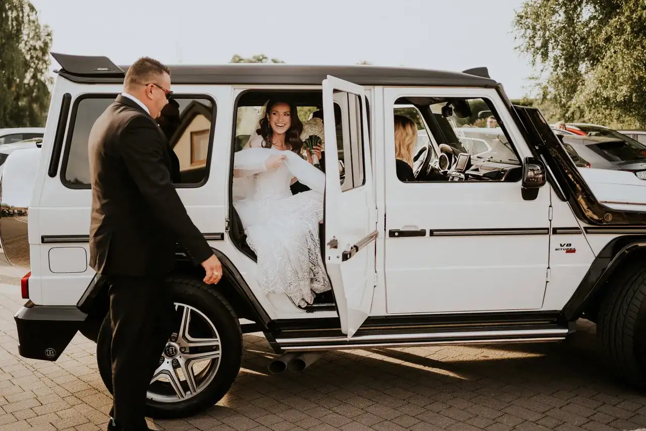 Jakie auto do ślubu wybrać, aby zaimponować gościom?