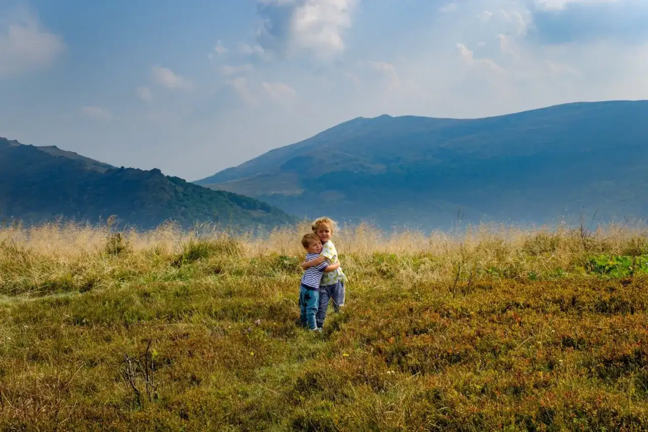 Góry z dzieckiem: Sprawdzone pomysły na rodzinne wyjazdy w Polsce