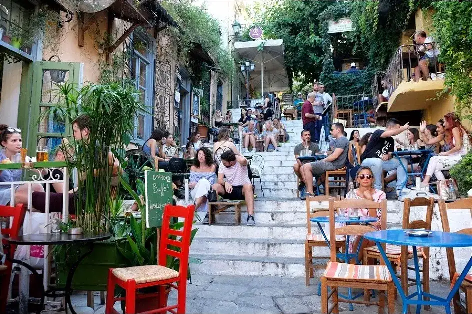 Ateny gdzie zjeść: Odkryj najlepsze miejsca na kulinarne doznania