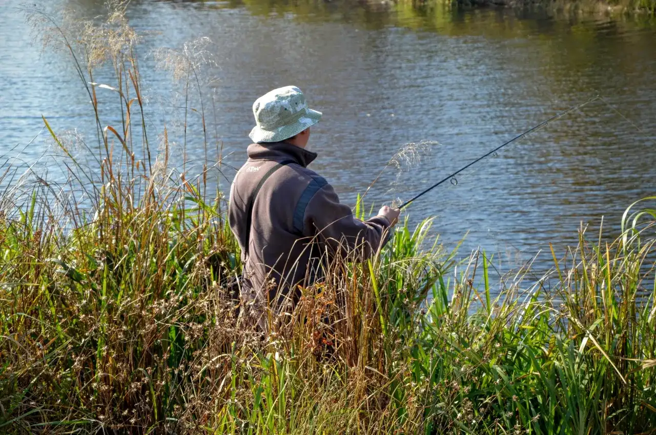 Roków łowisko – idealne miejsce na wędkowanie z rodziną i przyjaciółmi