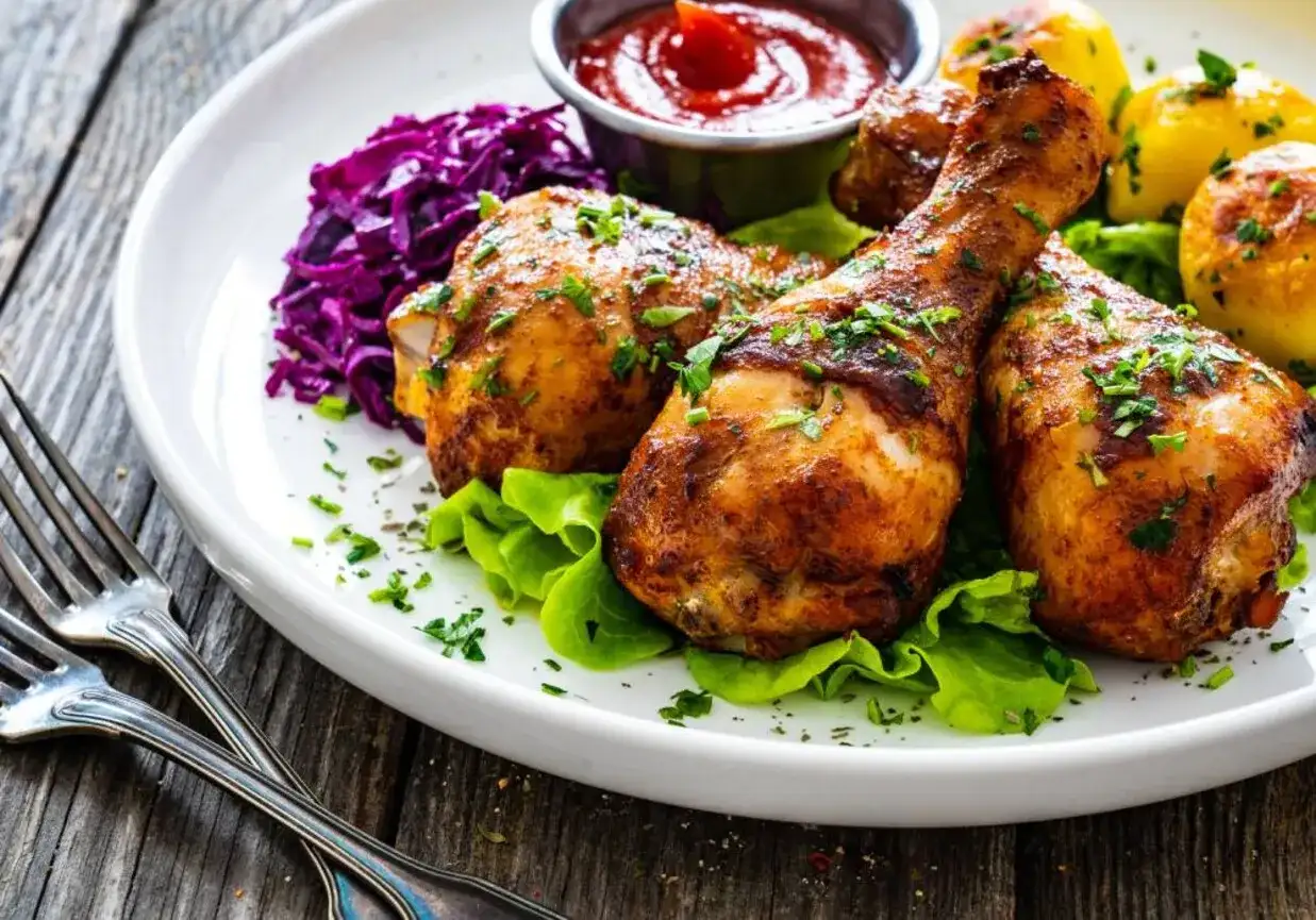 Jak usmażyć soczyste pałki z kurczaka na patelni? Prosty przepis!