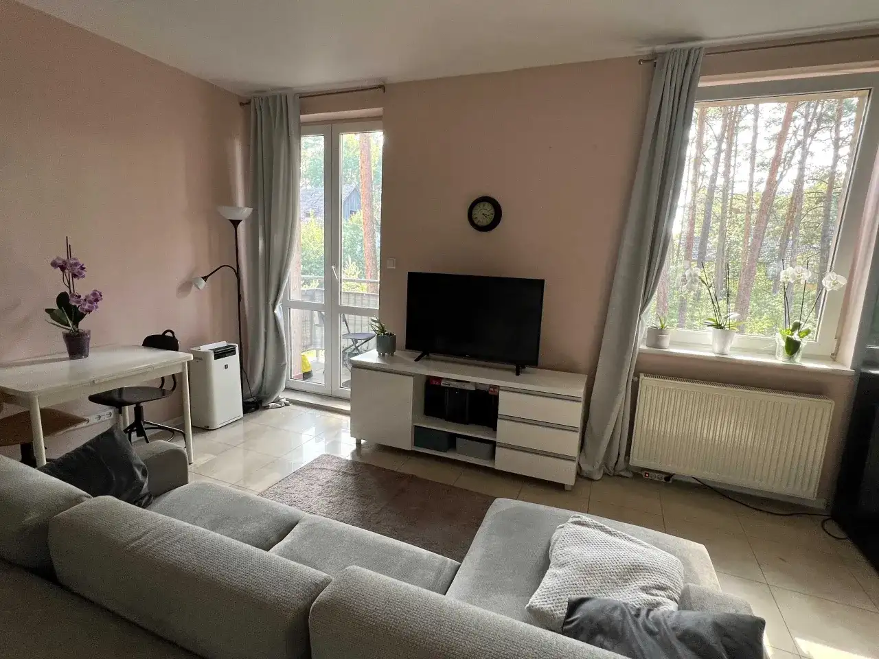 Ile kosztuje mieszkanie w bloku na wsi? Ceny, które zaskakują