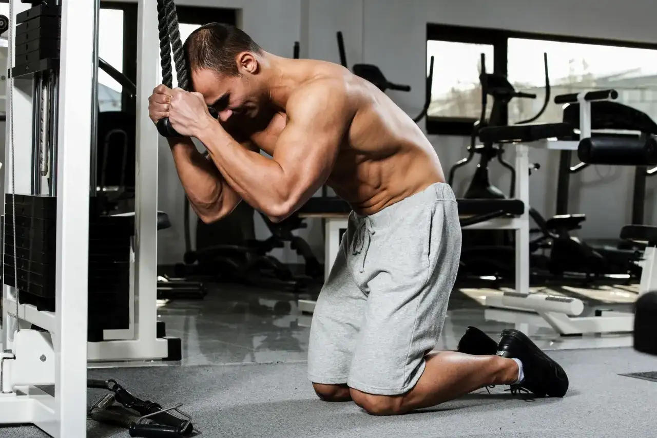 Ćwiczenia na brzuch na siłowni: Odkryj sekrety silnego core